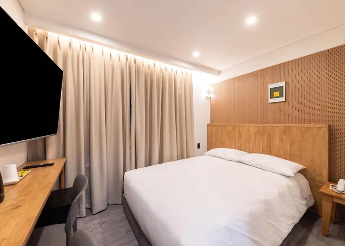 Ara Hotel 2*